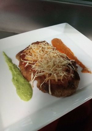 A picture of Chicken parmigiana.