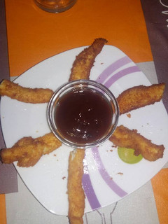Una foto de Fingers de pollo