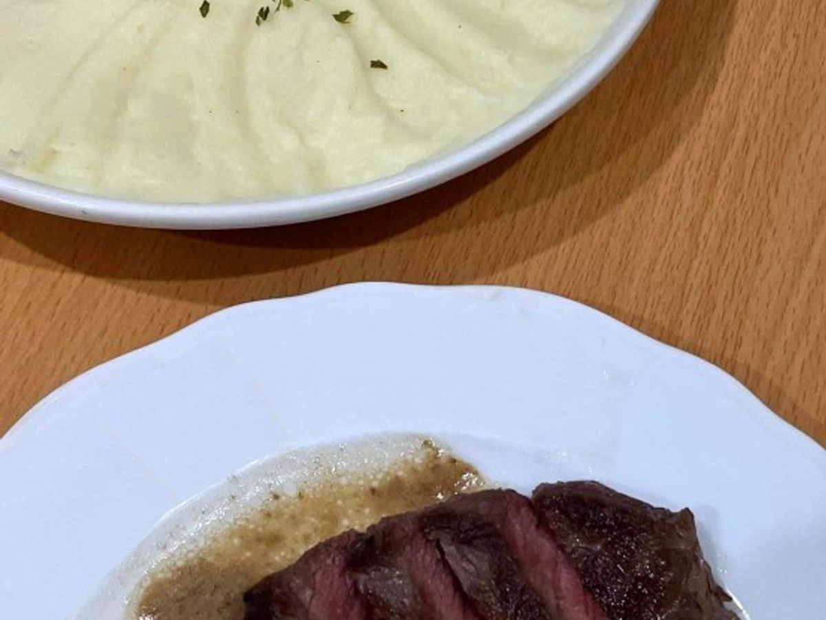 Beef steak & mashed potato