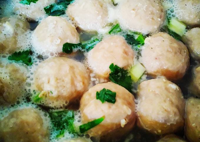 Resep Bakso Kuah Bumbu Seadanya Oleh Bunda Era Cookpad