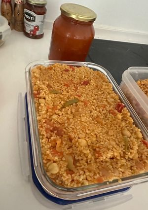 A picture of Bulgur with Tomato’s 🍅.