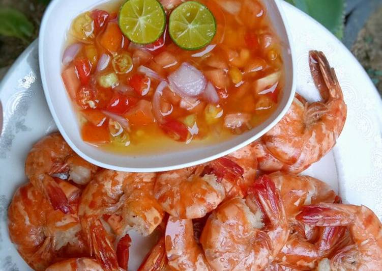 Bagaimana Menyiapkan Udang Goreng Sambal Dabu2 Anti Gagal