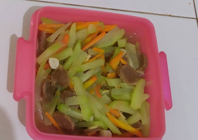 Cara memasak Tumis labu wortel yang simpel