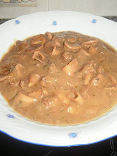 Una foto de Calamares encebollados