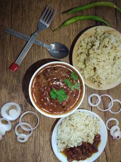 રાજમાં રાઈસ રેસીપી મુખ્ય ફોટો