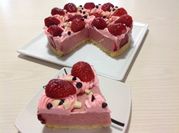 Una foto de mousse de frutilla