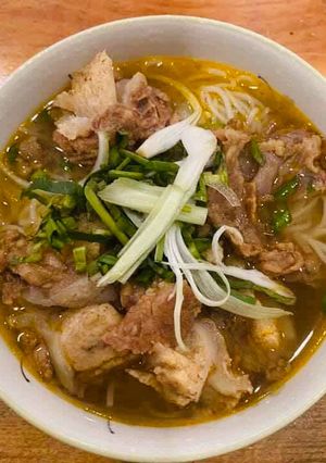 A picture of Bún bò giò heo.