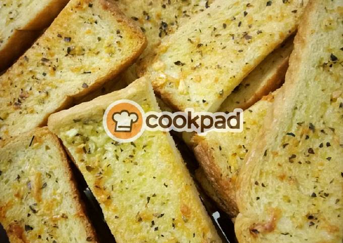 Resipi Garlic Bread Oleh Noor Atika Mahamood Cookpad