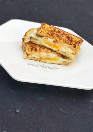A picture of Cheesy egg toast.