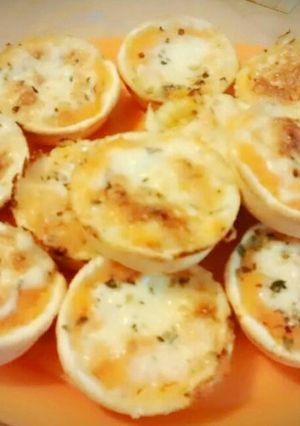 Una foto de Canastitas rápidas de zapallo y queso sin gluten