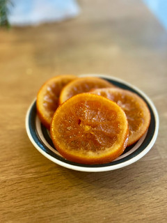Una foto de Naranjas confitadas para el roscón de Reyes