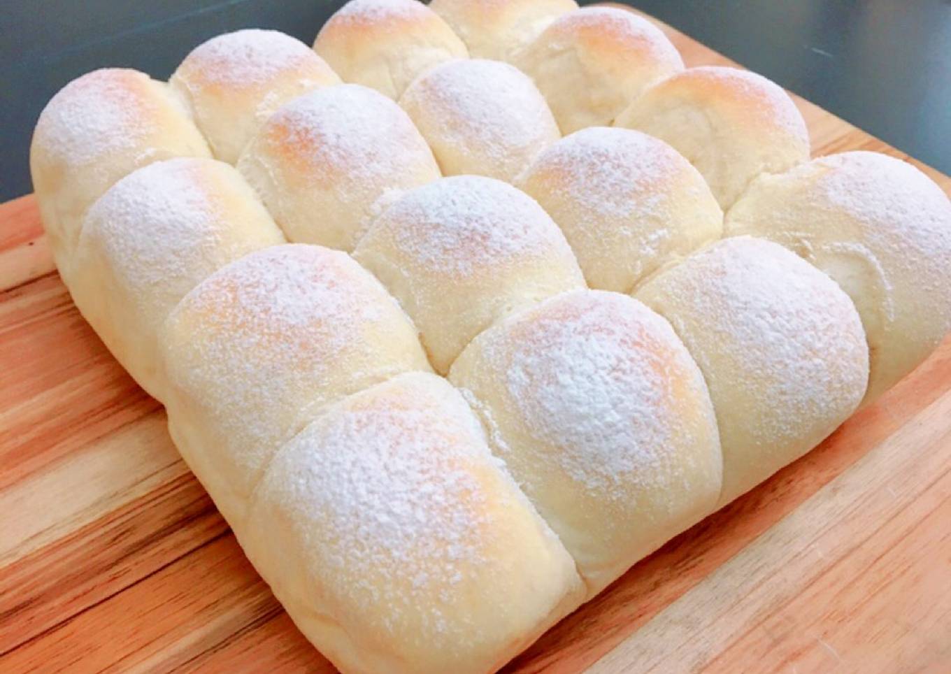 Pull apart bread