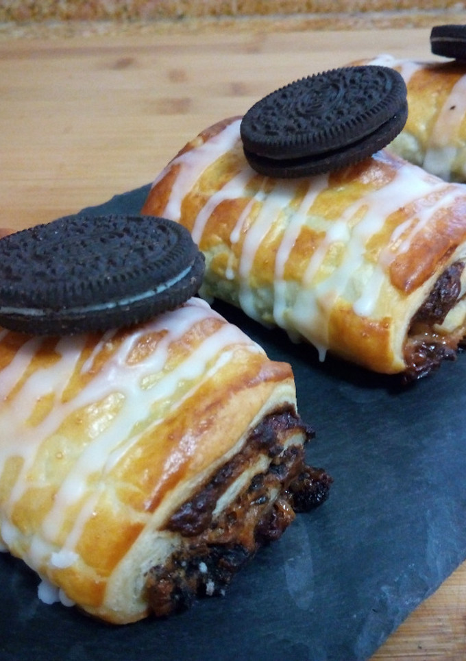 Una foto de Napolitanas de chocolate y Oreo