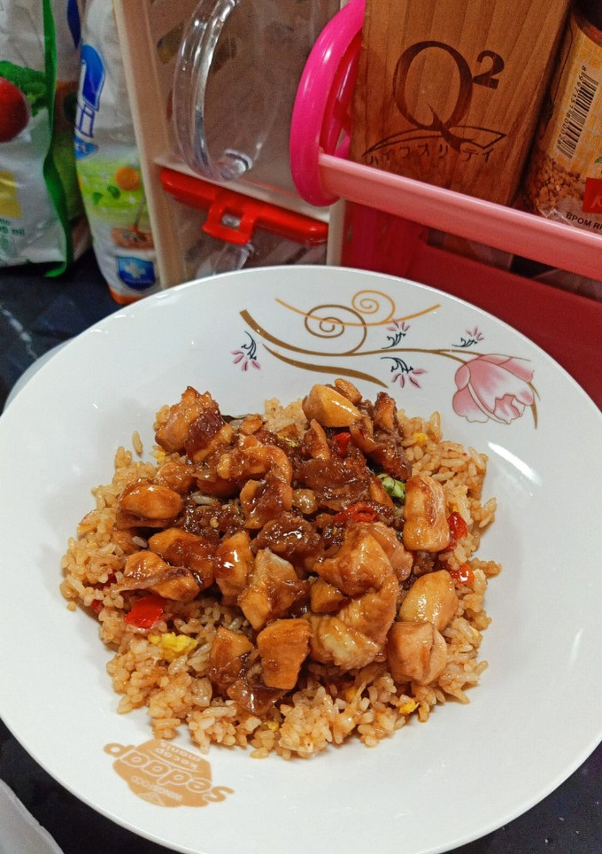 Foto resep Nasi goreng topping ayam kecap 🍛