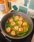 Măng tây xào tôm