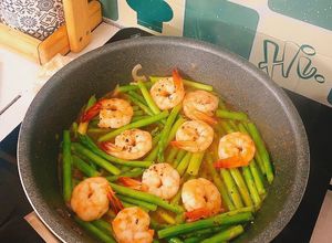 Hình của món Măng tây xào tôm.