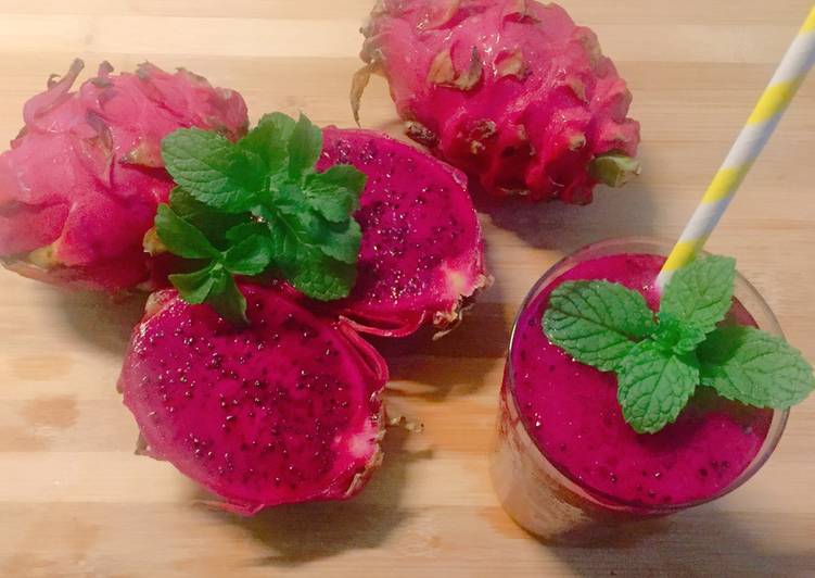 Step-by-Step Guide to Prepare Favorite Bloody dragon fruit smoothie