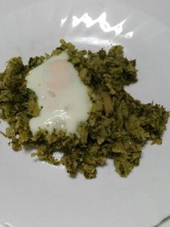 Una foto de Brócoli con huevos