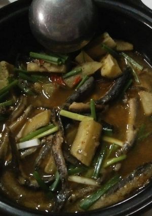 Hình của món Cá dét um chuối.