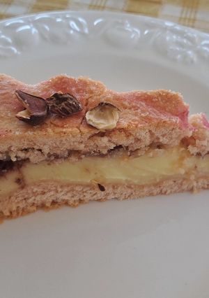 Foto di Scrigno di frolla rosa con crema pasticcera🥧🎀🍋🍒🍰