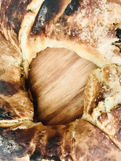Una foto de ROSCA RELLENA😋😉🥰 (de frutos secos)