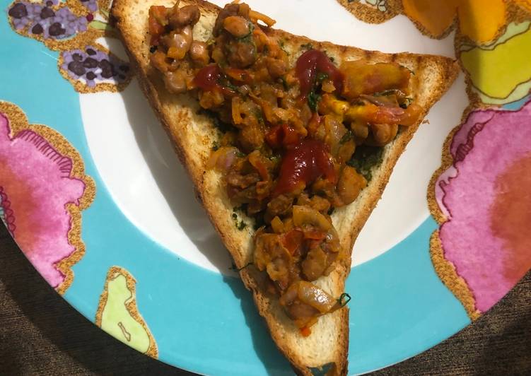 How to Cooking Appetizing Rajma on Toast