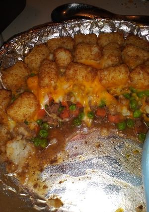 A picture of Tater tot shepard's pie.
