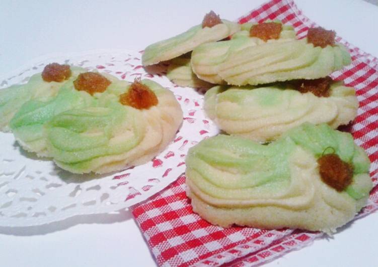 Resep Semprit  Garing &#39;pecah&#39;  dimulut yang simpel