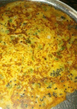 A picture of Rava uttapam.