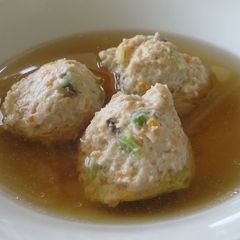A picture of Chicken Balls.