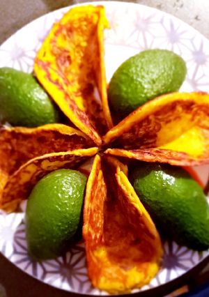 A picture of Guacamole pancakes.