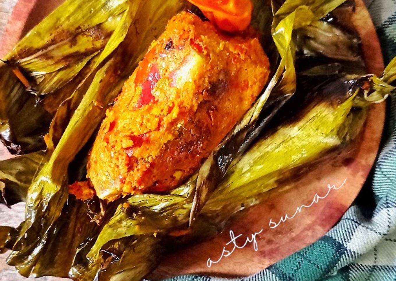 Pepes ikan cakalang