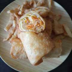 Kulit lumpia isi bihun রেসিপির প্রধান ছবি