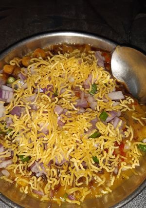 A picture of #टिकीया चाट.