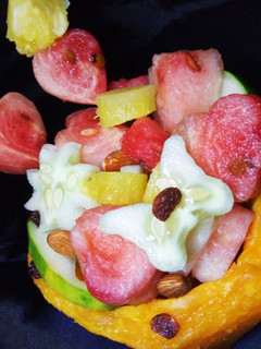 A picture of Paw-paw fruits salad bowl.