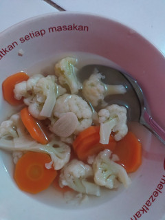 Foto resep Sayur Bening Wortel & Bunga kol