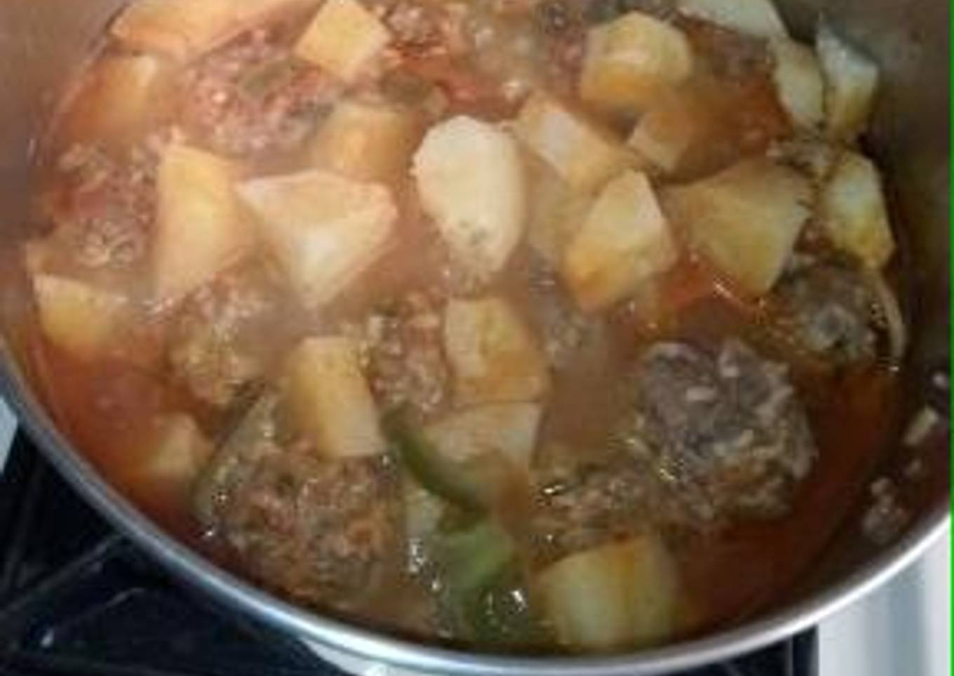 Albóndigas de carne molida con papas