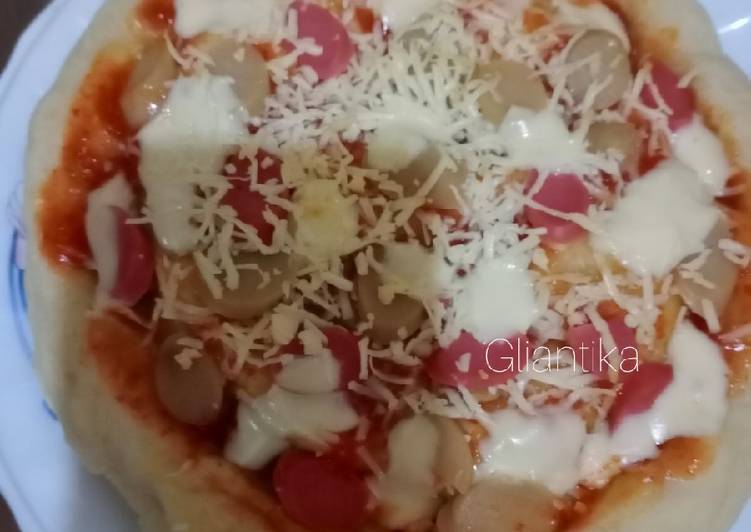 Resep Pizza Soju (Sosis Keju) Teflon | Cara Buat Pizza Soju (Sosis Keju) Teflon Yang Bikin Ngiler