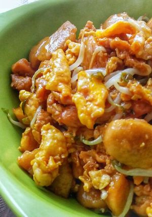 A picture of Oseng Baso Campur / Stir Fried Meat Balls.