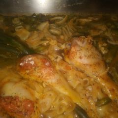 Lady A's Chicken Cheesy Mac With Green Beans A picture of Lady A's Chicken Cheesy Mac With Green Beans.