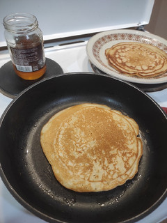 Φωτογραφία της συνταγής Pancakes 🥞💕 (απλή παραδοσιακή συνταγή)