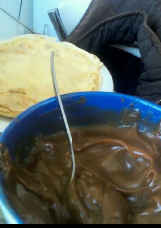 Una foto de Panqueques con dulce de leche