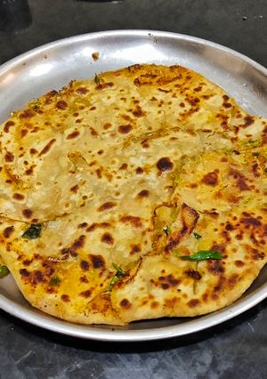 A picture of Green Garlic Fenugreek Paratha.