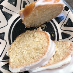 A picture of Lemon cake with white chocolate and coconut ganache.