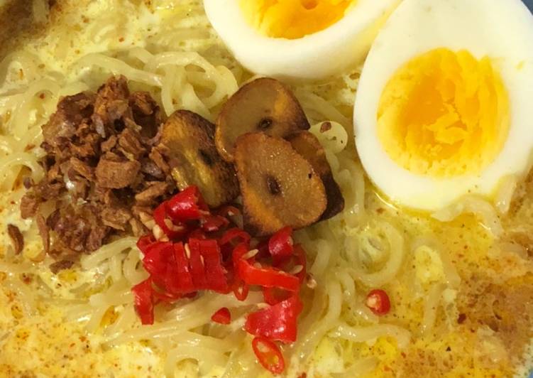 Bagaimana Menyiapkan Ramen Kari with Egg 🤤 Anti Gagal