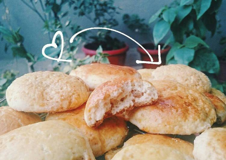 Recipe of Perfect English Scones with raisens