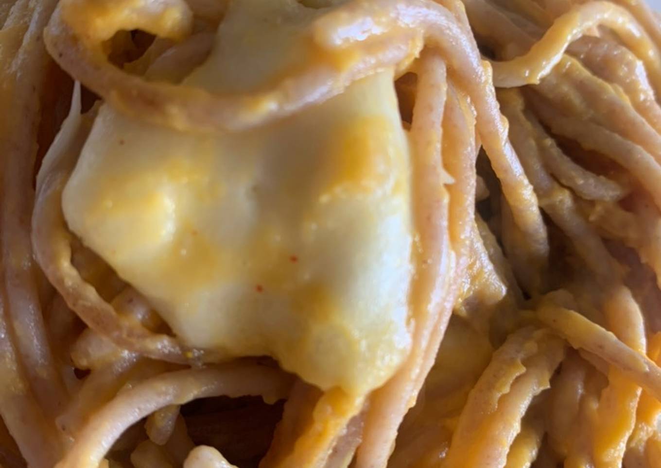 Espagueti de espelta con crema de calabaza