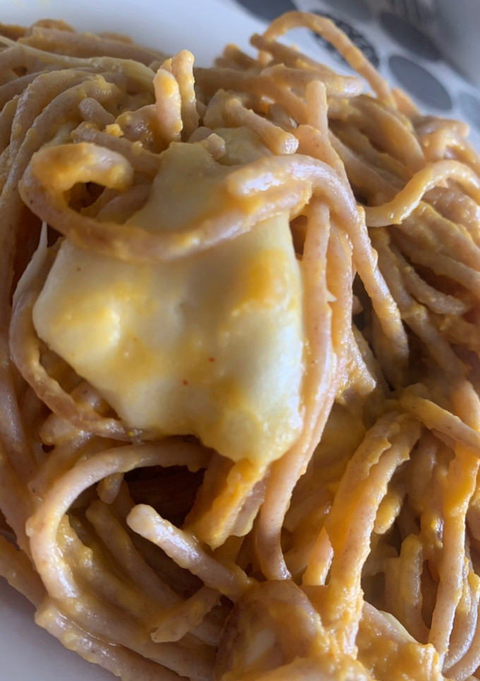 Una foto de Espagueti de espelta con crema de calabaza