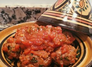 Foto principal de Albóndigas de kefta con salsa de tomate