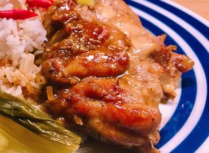 Hình của món Đùi Gà Rút Xương Rim Ngũ Vị.